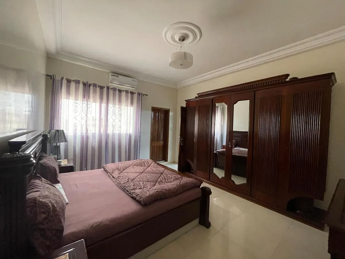 Moderne, Cosy, Calme Et Central - Une Perle Rare ! Dakar 0*,  Senegal