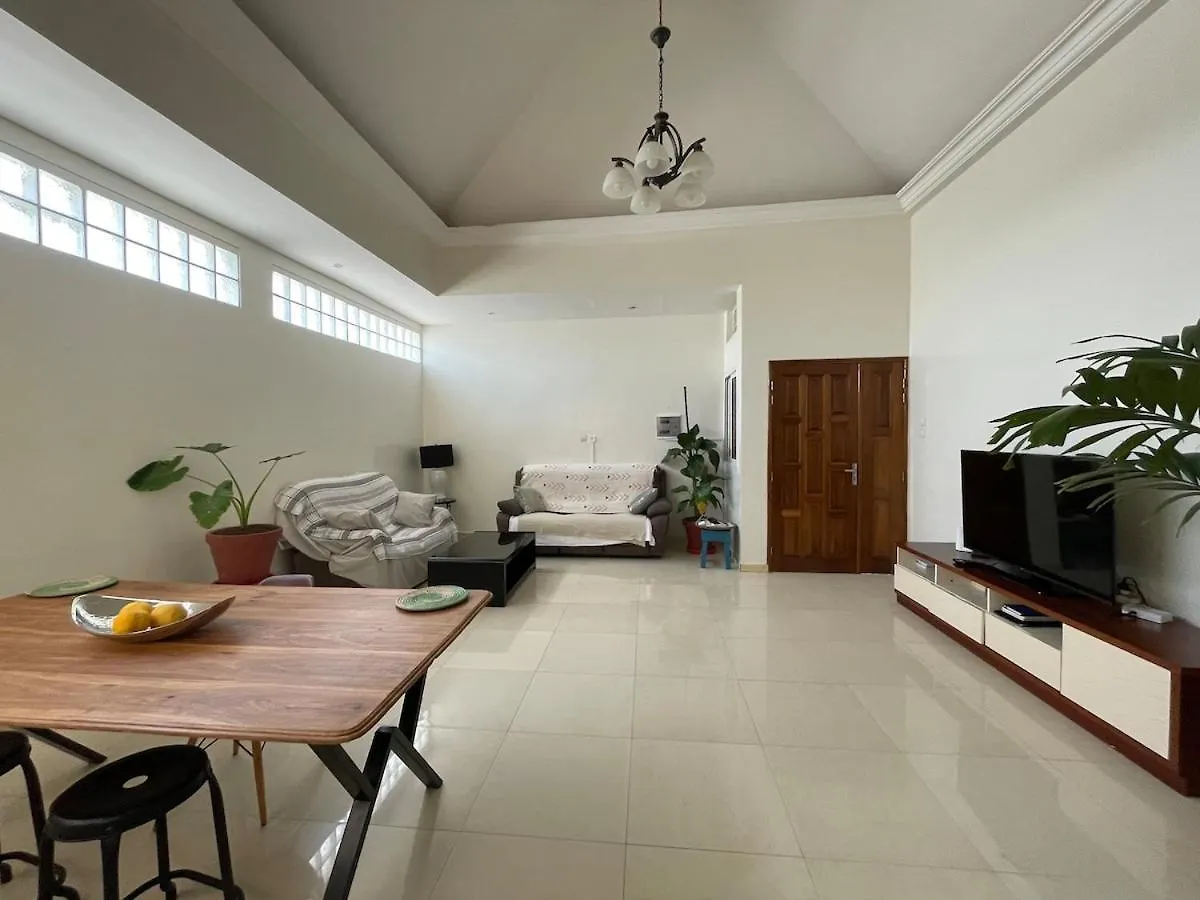 Moderne, Cosy, Calme Et Central - Une Perle Rare ! Dakar